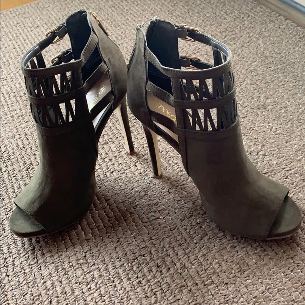 Sexy forest green 👠 NWT